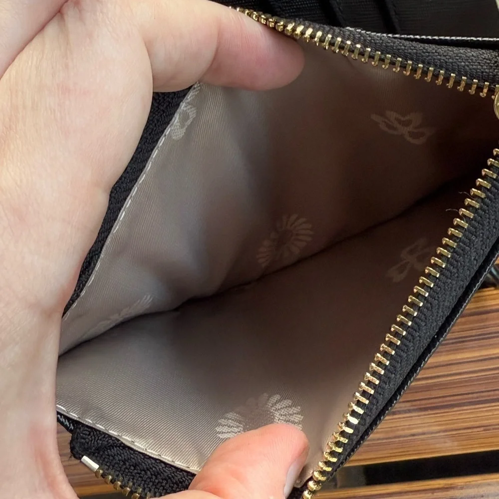 Lemon wallet NWOT never used